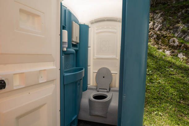 Best Luxury portable toilet rental  in Tok, AK